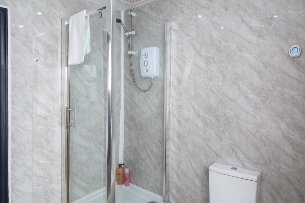 Bootle, Liverpool Modern 1Bed Ft公寓 外观 照片